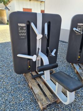 Technogym Kinesis naprava za veslanje Low Pull